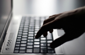 Small firms told to be more cyber cautious